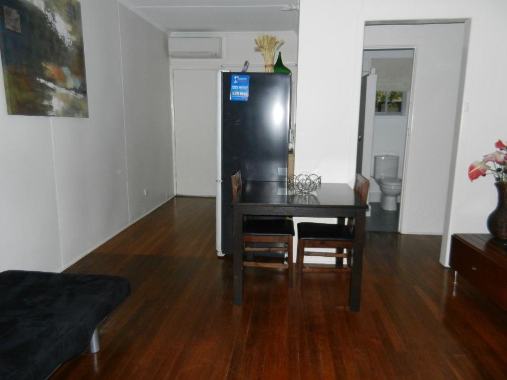 Golden Shores Motel Bilinga Quarto foto